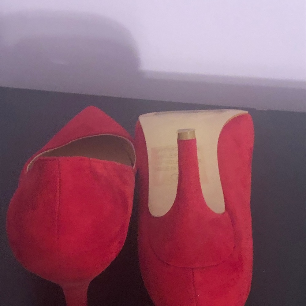 Red Heels - Picture 2 of 3